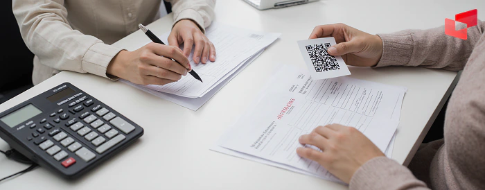 تصویر نمای داخلی صرافی همدان با خدمات متنوع مالی