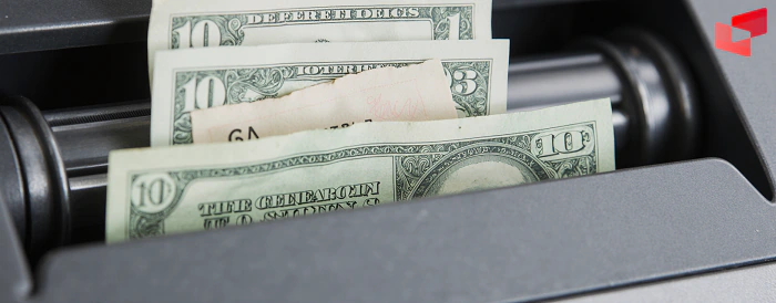 صرافی قزوین مجهز به دستگاه شمارش پول و سیستم امنیتی